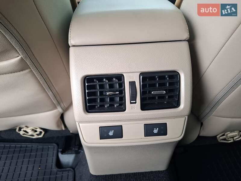 Седан Subaru Legacy 2014 в Черкасах