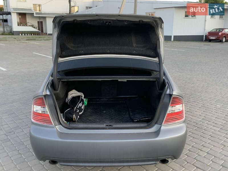 Седан Subaru Legacy 2006 в Кременчуге