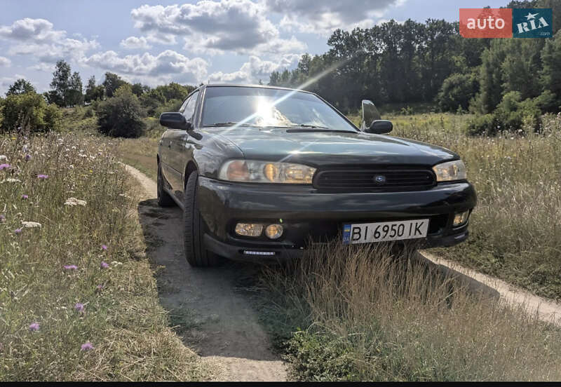 Седан Subaru Legacy 1996 в Лубнах