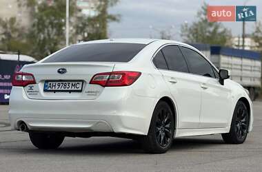 Седан Subaru Legacy 2015 в 