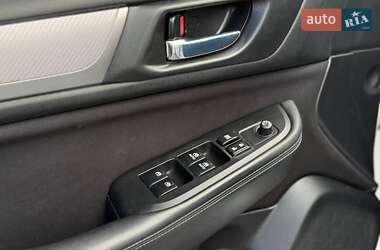 Седан Subaru Legacy 2015 в 