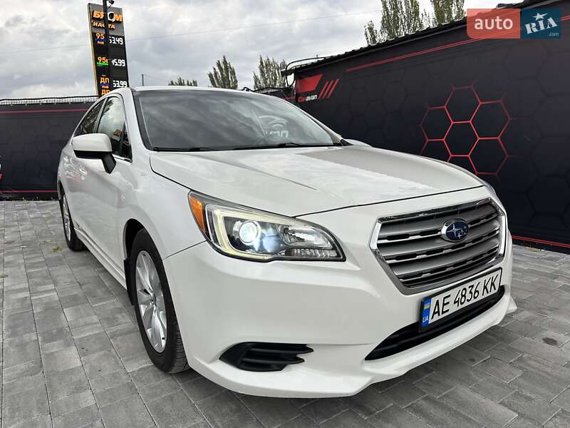 Седан Subaru Legacy 2016 в Днепре