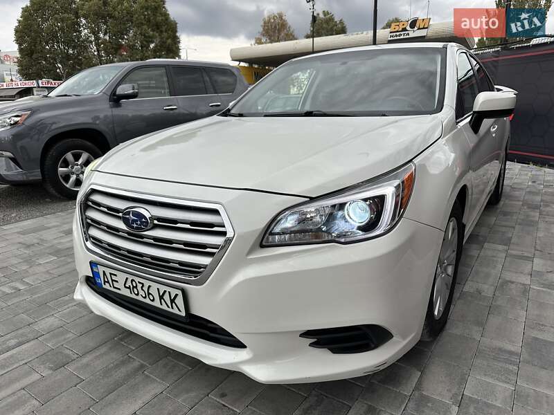 Седан Subaru Legacy 2016 в Днепре