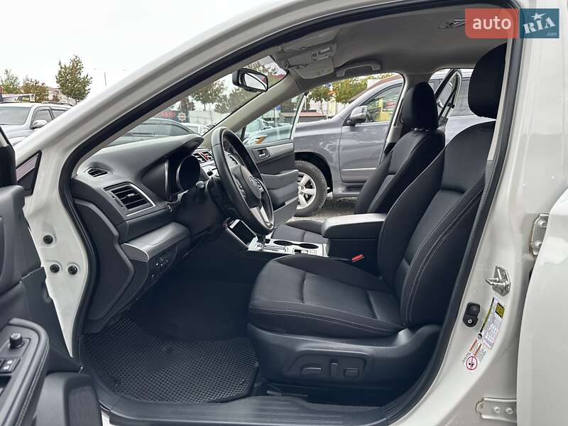 Седан Subaru Legacy 2016 в Днепре
