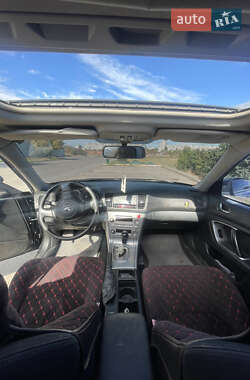 Седан Subaru Legacy 2004 в 