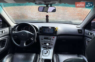 Седан Subaru Legacy 2006 в  фото 21 Седан Subaru Legacy 2006 в
