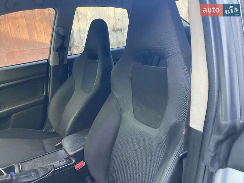 Седан Subaru Legacy 2005 в Одессе