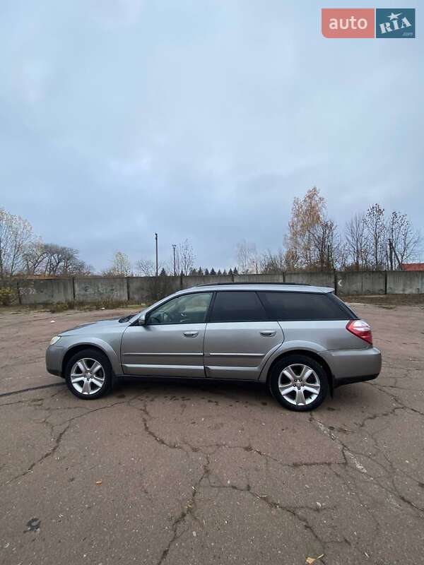 Универсал Subaru Legacy 2006 в Мене