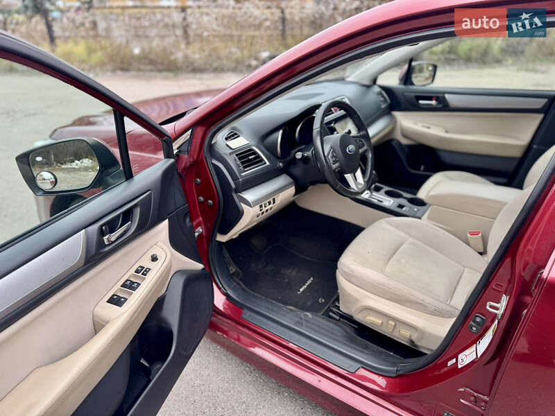 Седан Subaru Legacy 2014 в Киеве