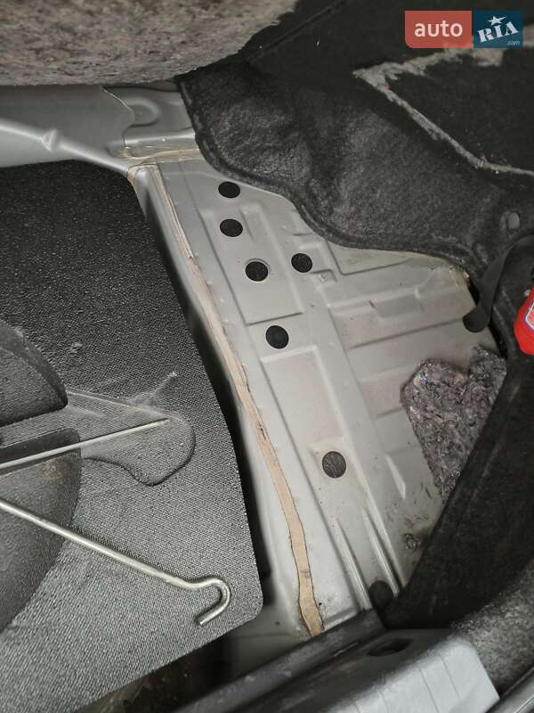 Седан Subaru Legacy 2010 в Днепре