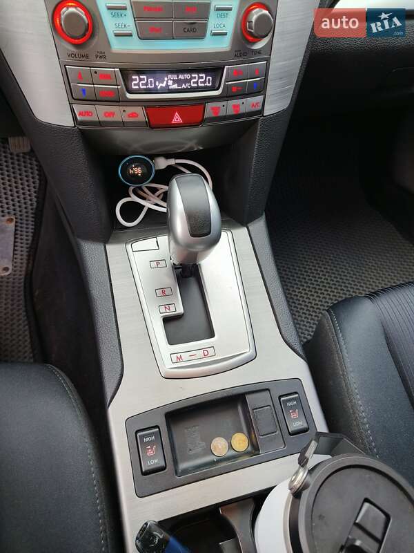 Седан Subaru Legacy 2010 в Днепре