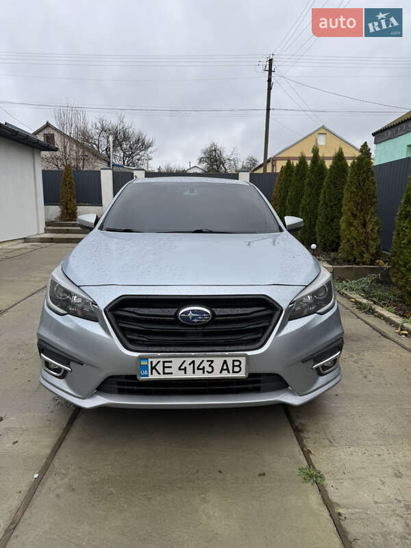 Седан Subaru Legacy 2018 в Днепре