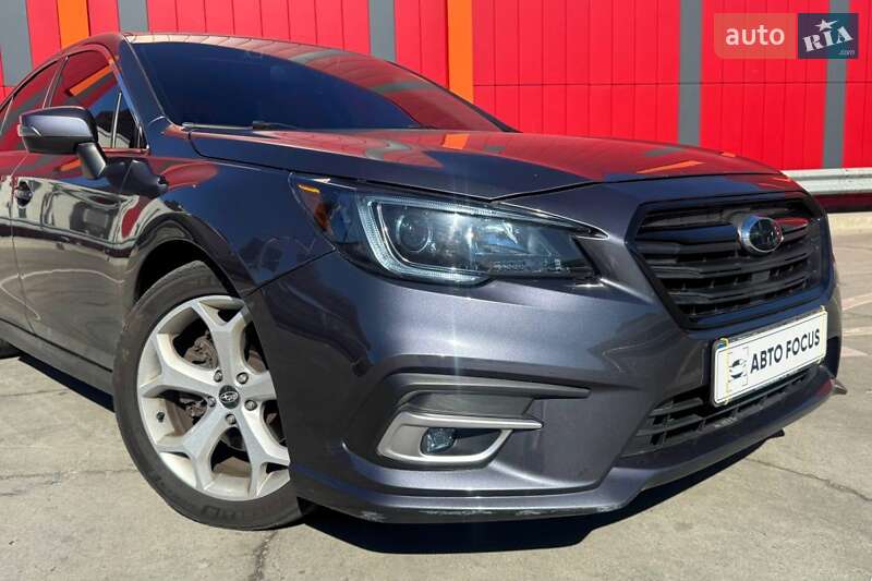 Седан Subaru Legacy 2015 в Киеве