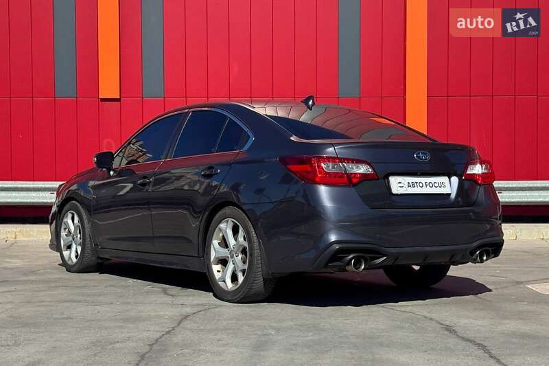 Седан Subaru Legacy 2015 в Киеве