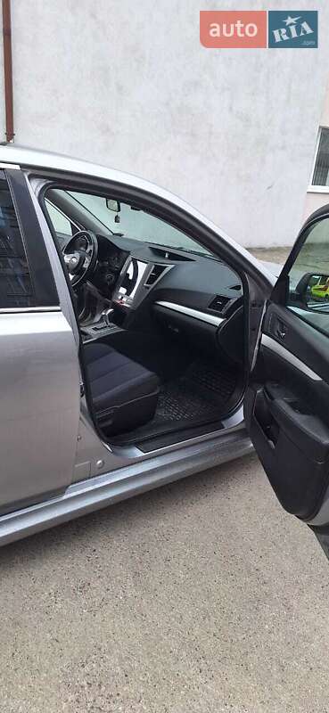 Седан Subaru Legacy 2009 в Львове