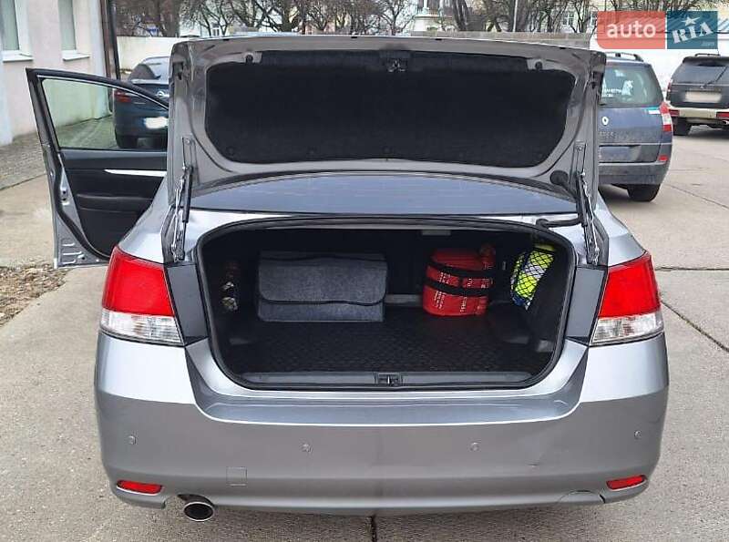 Седан Subaru Legacy 2009 в Львове