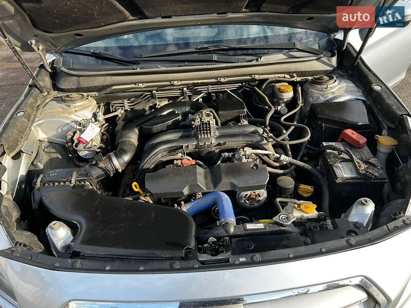 Седан Subaru Legacy 2015 в Дніпрі