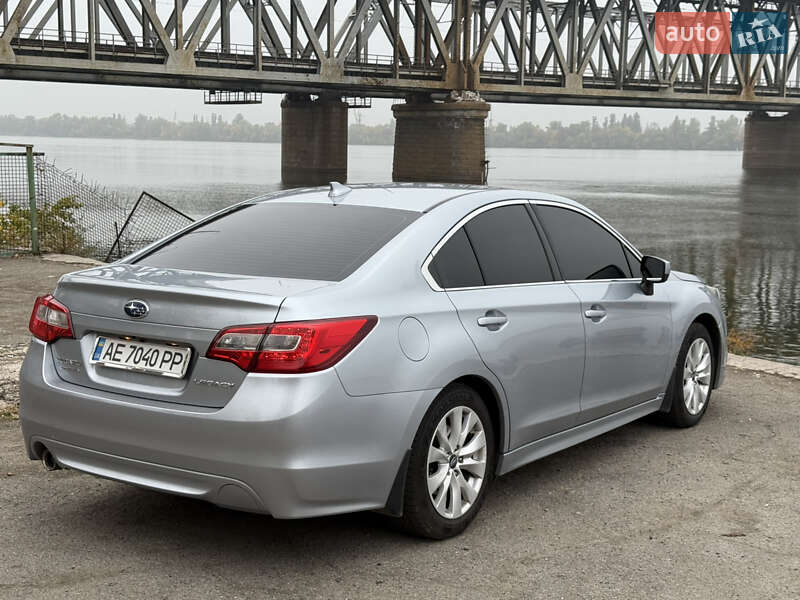 Седан Subaru Legacy 2016 в Днепре