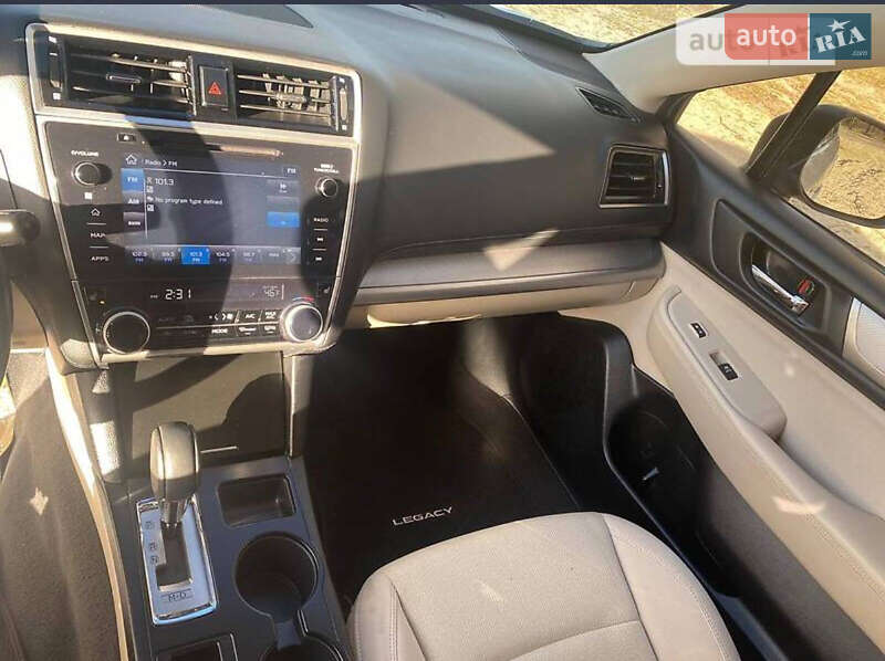 Седан Subaru Legacy 2018 в Києві