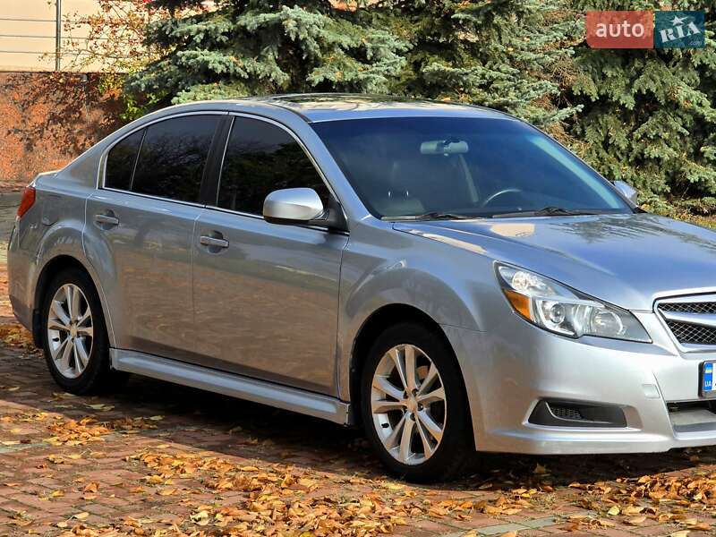 Седан Subaru Legacy 2012 в Харькове
