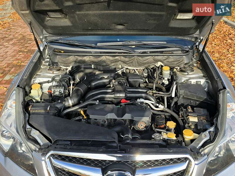 Седан Subaru Legacy 2012 в Харькове