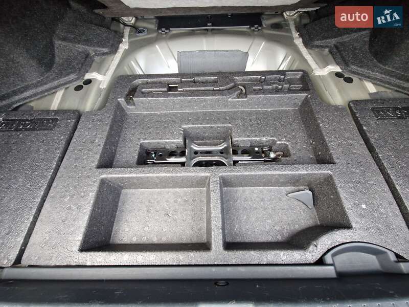 Седан Subaru Legacy 2021 в Днепре