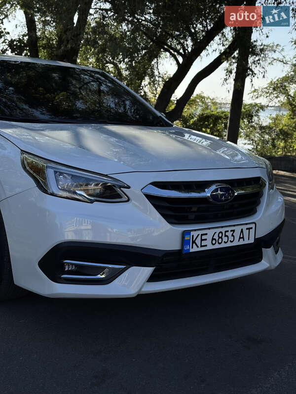 Subaru Legacy 2021