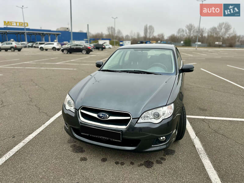 Седан Subaru Legacy 2008 в Киеве