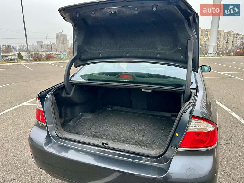 Седан Subaru Legacy 2008 в Киеве