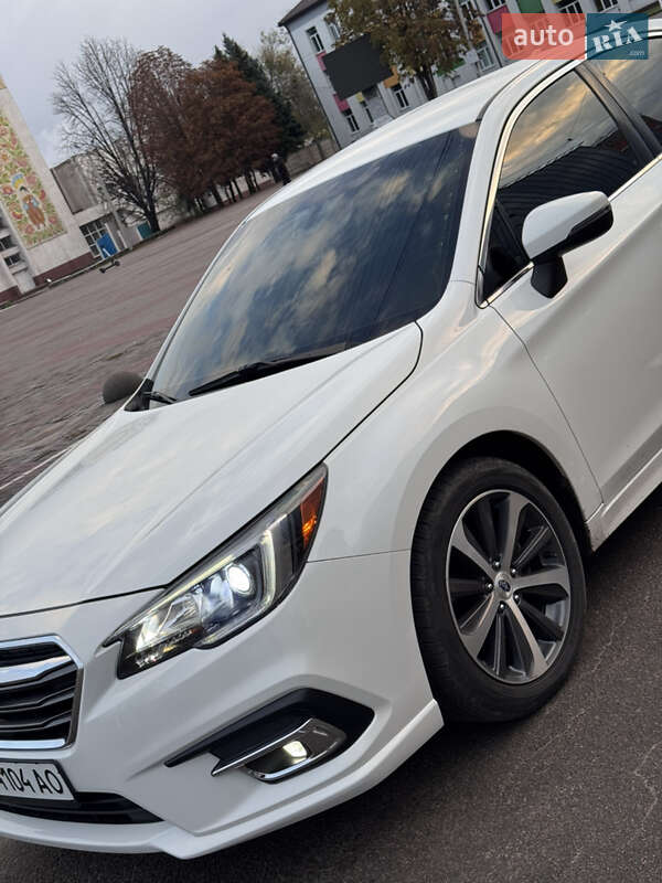 Седан Subaru Legacy 2019 в Каменском
