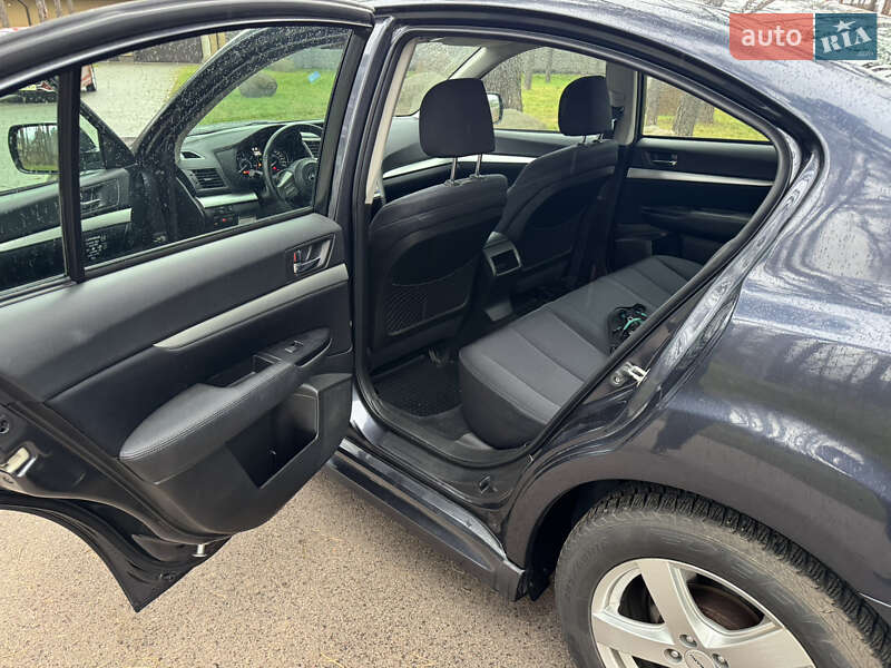 Седан Subaru Legacy 2010 в Житомирі