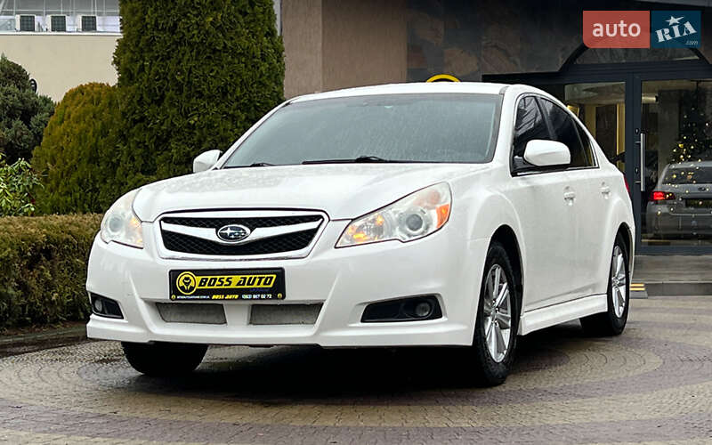 Седан Subaru Legacy 2010 в Львові