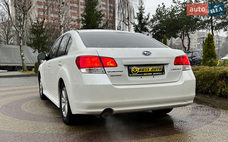 Седан Subaru Legacy 2010 в Львові