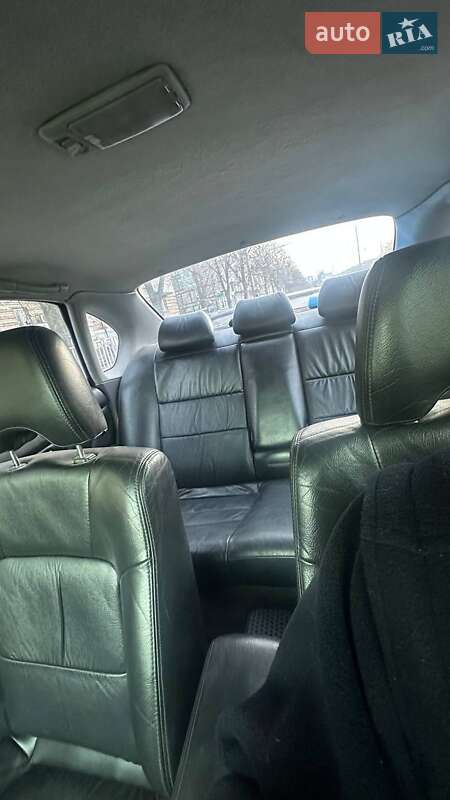 Седан Subaru Legacy 1999 в Днепре