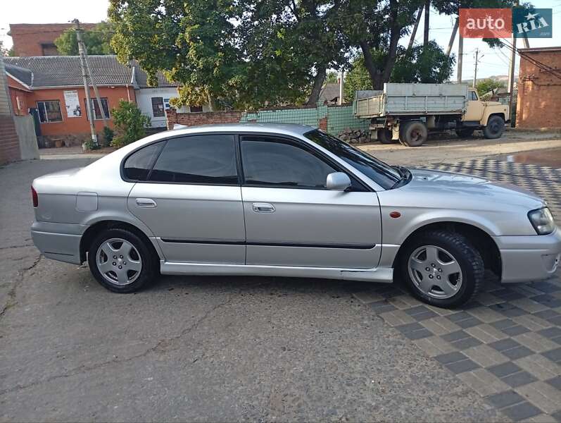 Седан Subaru Legacy 2002 в Ананьеве