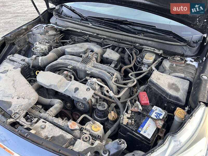 Седан Subaru Legacy 2015 в Львове