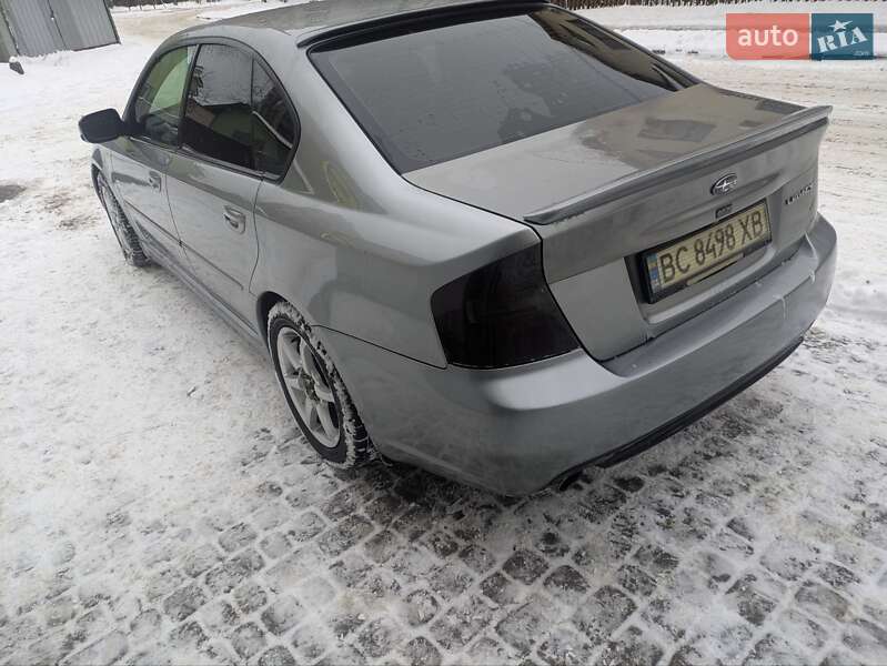 Седан Subaru Legacy 2006 в Львове