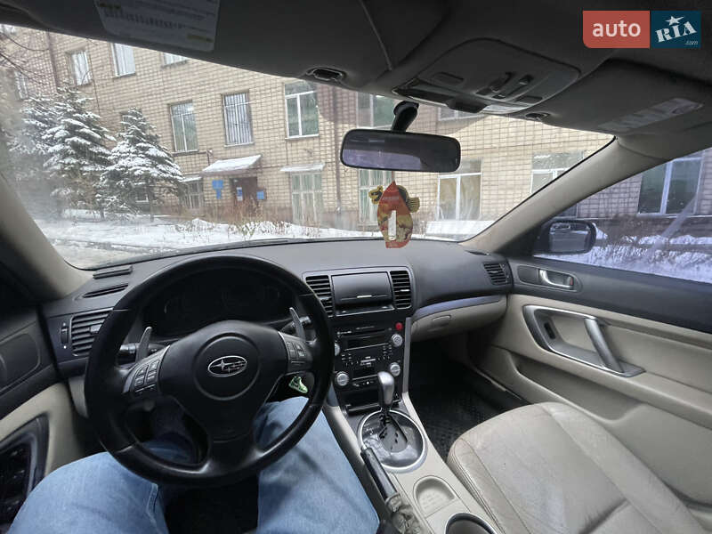 Седан Subaru Legacy 2008 в Киеве