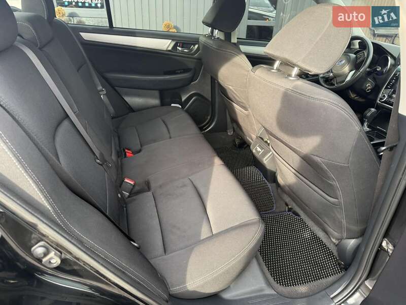 Седан Subaru Legacy 2017 в Кременце