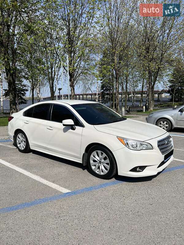 Седан Subaru Legacy 2014 в Днепре
