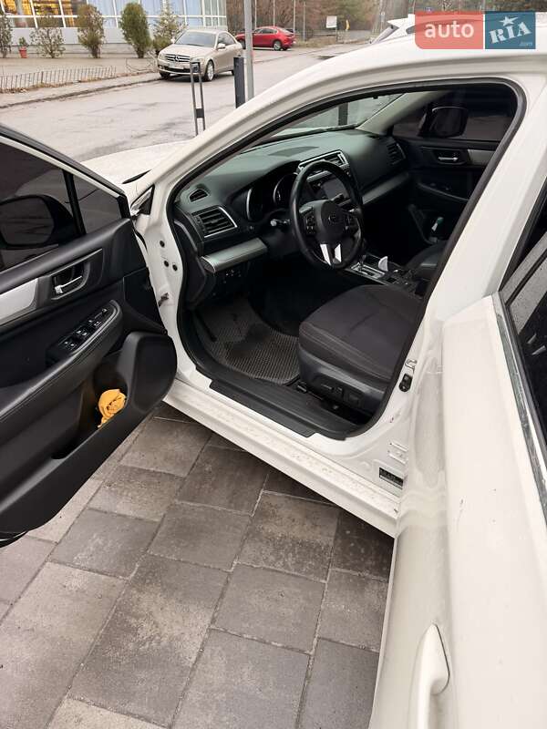 Седан Subaru Legacy 2014 в Днепре