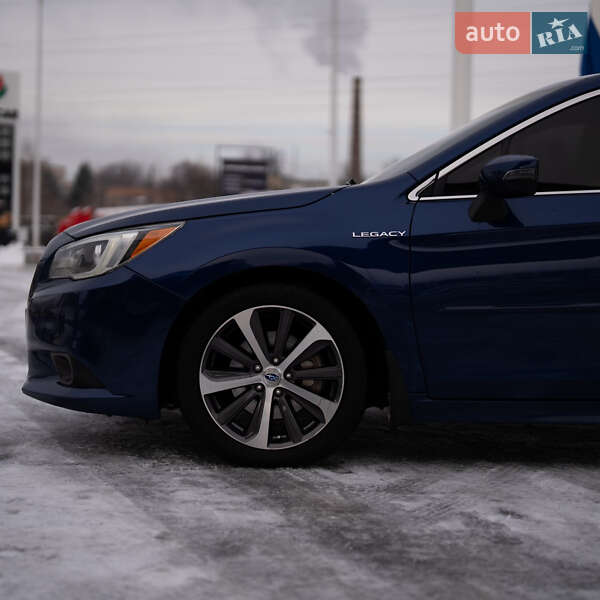 Седан Subaru Legacy 2015 в Днепре