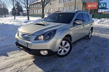 Универсал Subaru Legacy 2010 в Зборове
