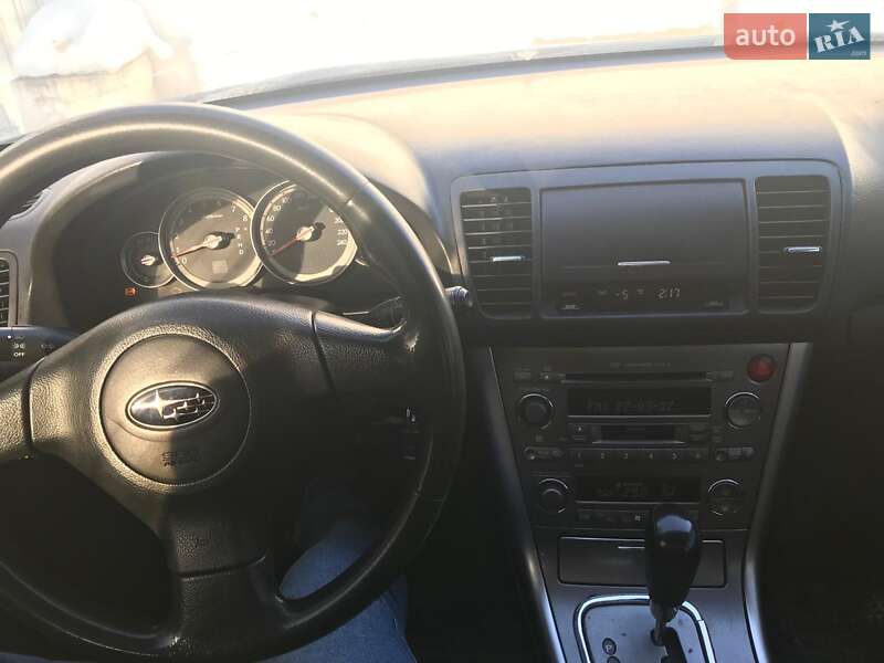 Седан Subaru Legacy 2005 в Ровно