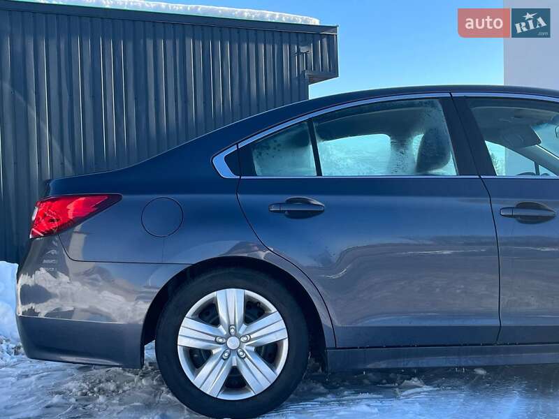 Седан Subaru Legacy 2015 в Львове