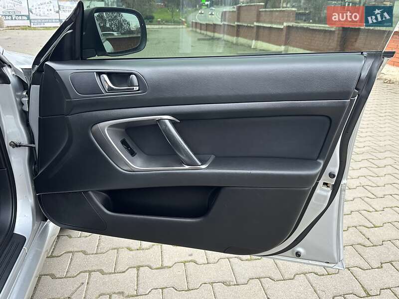 Седан Subaru Legacy 2006 в Одессе