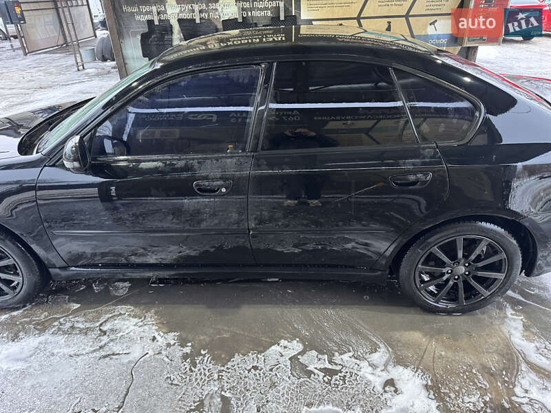Седан Subaru Legacy 2006 в Киеве