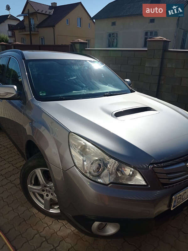 Універсал Subaru Legacy 2011 в Самборі