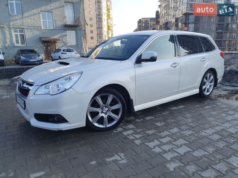 Универсал Subaru Legacy 2014 в Львове