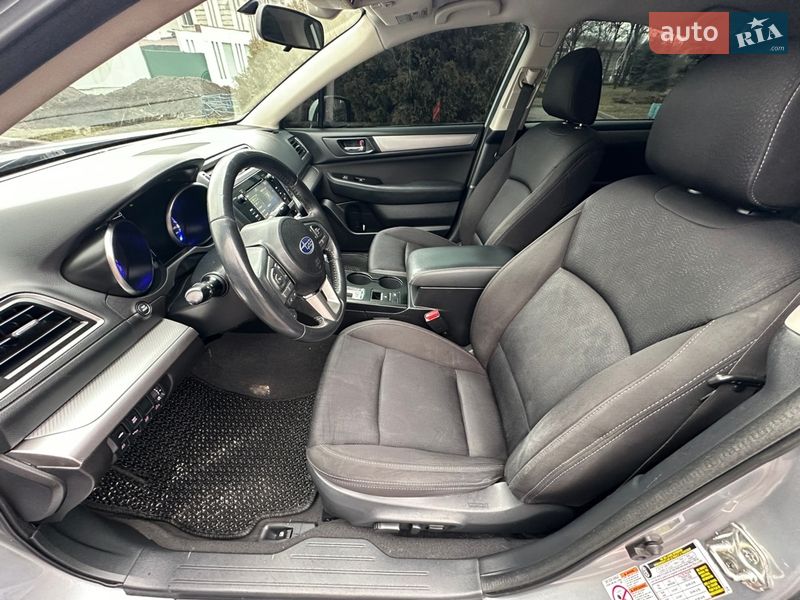 Седан Subaru Legacy 2016 в Днепре